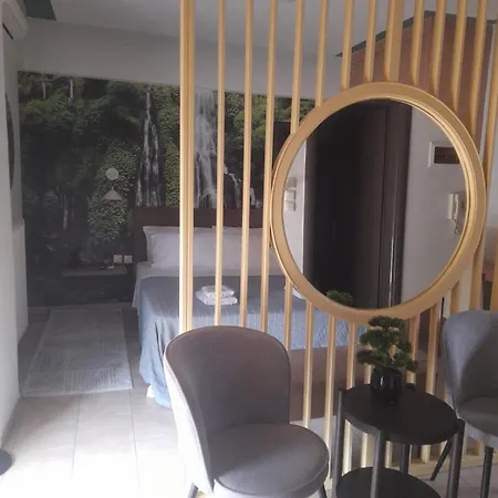 The Spot 3 Apartment Larissa